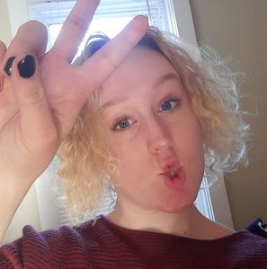 Meet your Posher, Grace